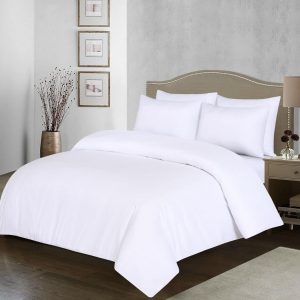 100% Egyptian Cotton Duvet Cover Set |200 Thread Count Plain Dyed Duvet Quilt Cover Set With Free Pillowcases| Non-Iron Easycare Bedding Set – Single Double King Super King Sizes (White, King)