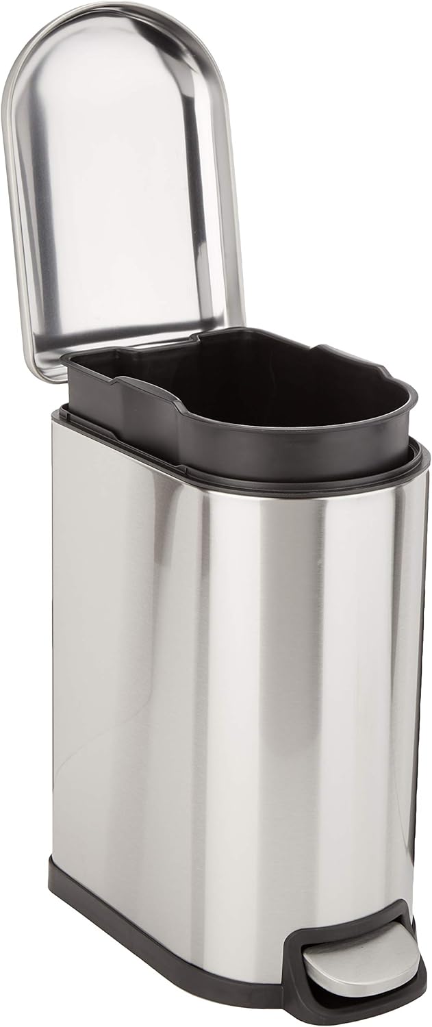 Amazon-Basics-Smudge-Resistant-Small-D-Shaped-Trash-Can-With-Soft-Close.jpg